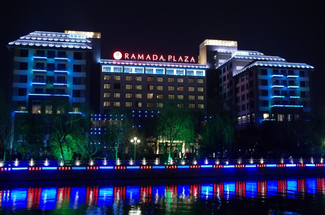 Ramada Casa Hotel Yangzhou Bagian luar foto